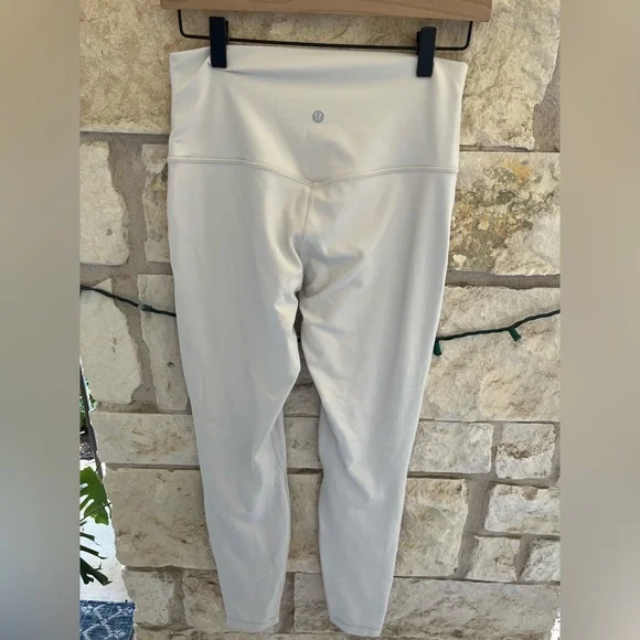 Women's Cream Leggings - Picture 5 of 6